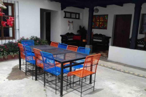 T2-House 10 guests 3 blocks away from central park